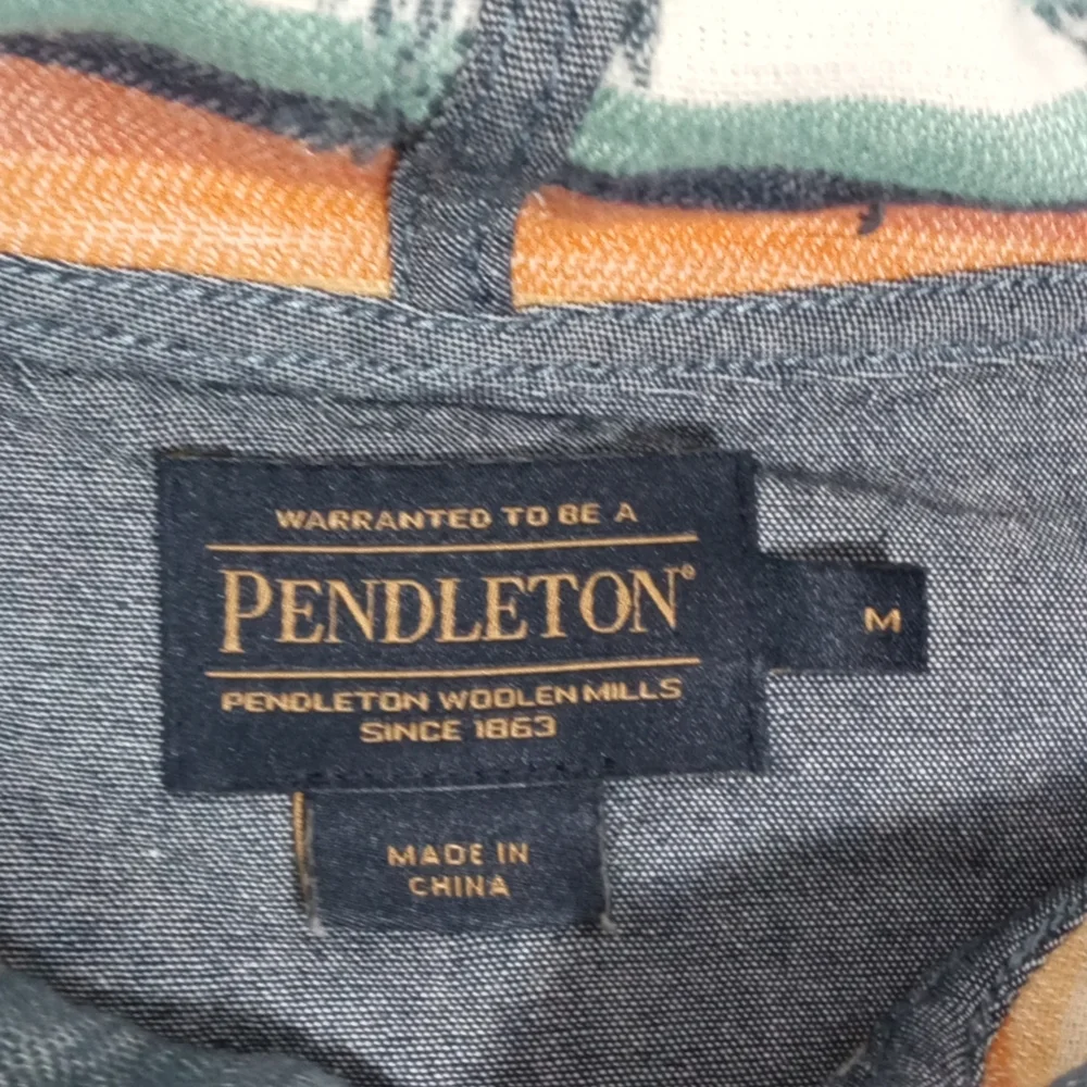 Pendleton Southwestern Print Hoodie Kangaroo Pocket Pullover Ranchwear Cabin Med - Picture 4 of 9